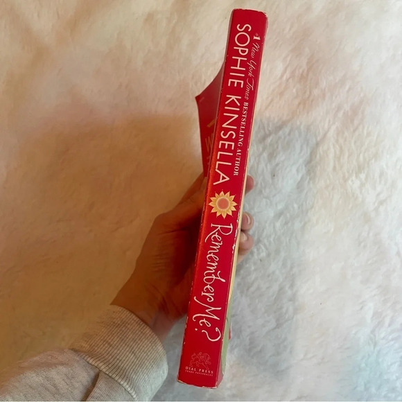 Sophie‎ Kinsella - Remember Me? -  paperback novel - Picture 5 of 5